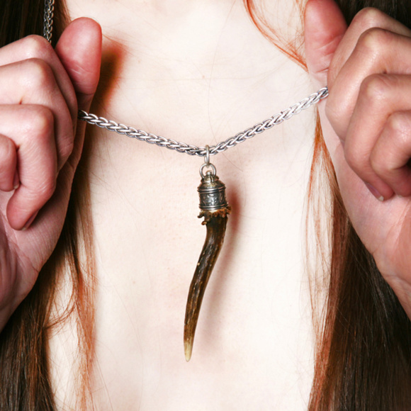 Bavarian Magical Talisman - Roe Deer antler - Picture 1 of 1